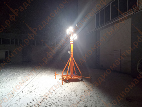 Осветительная вышка Рассвет серии МТМ-5/20 с ручной лебедкой 9 метров и прожектора LED 4х200Вт
